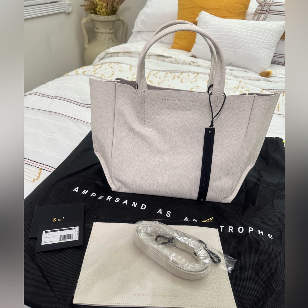 BNWT AMPERSAND AS APOSTROPHE
HALF TOTE BAG - Picture 6 of 13